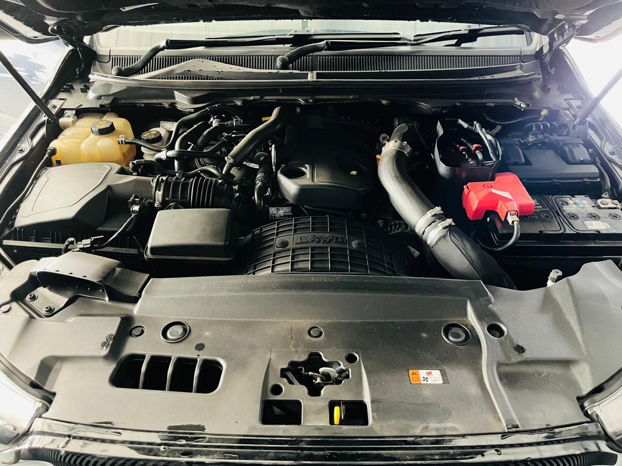 FORD RANGER 2.0 BI TURBO STORMTRAK 4X4 AUTO DOUBLE CAB 2.0 BI TURBO STORMTRAK 4X4 AUTO DOUBLE CAB - 10