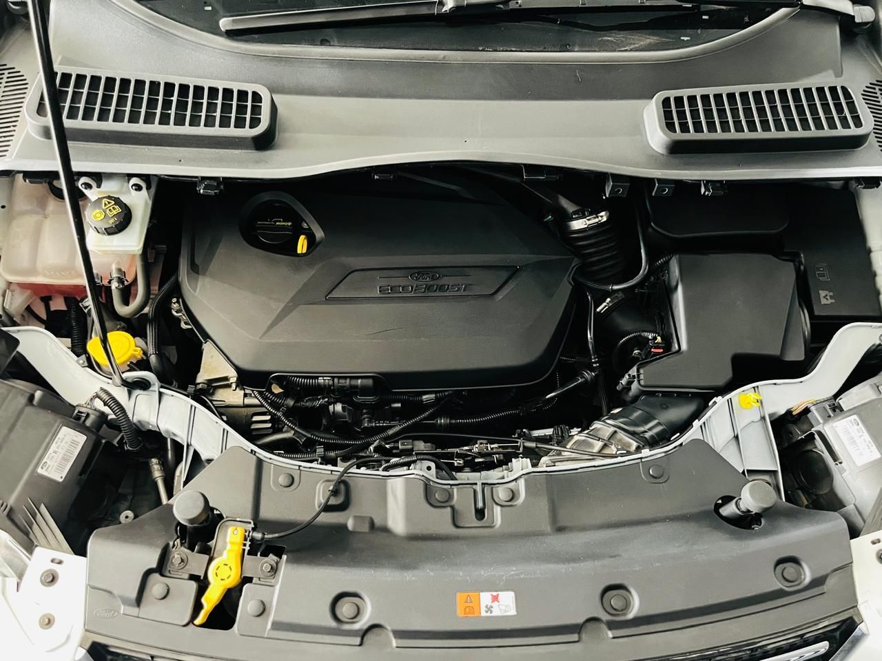 FORD KUGA 1.6 ECOBOOST AMBIENTE KUGA 1.6 ECOBOOST AMBIENTE - 11