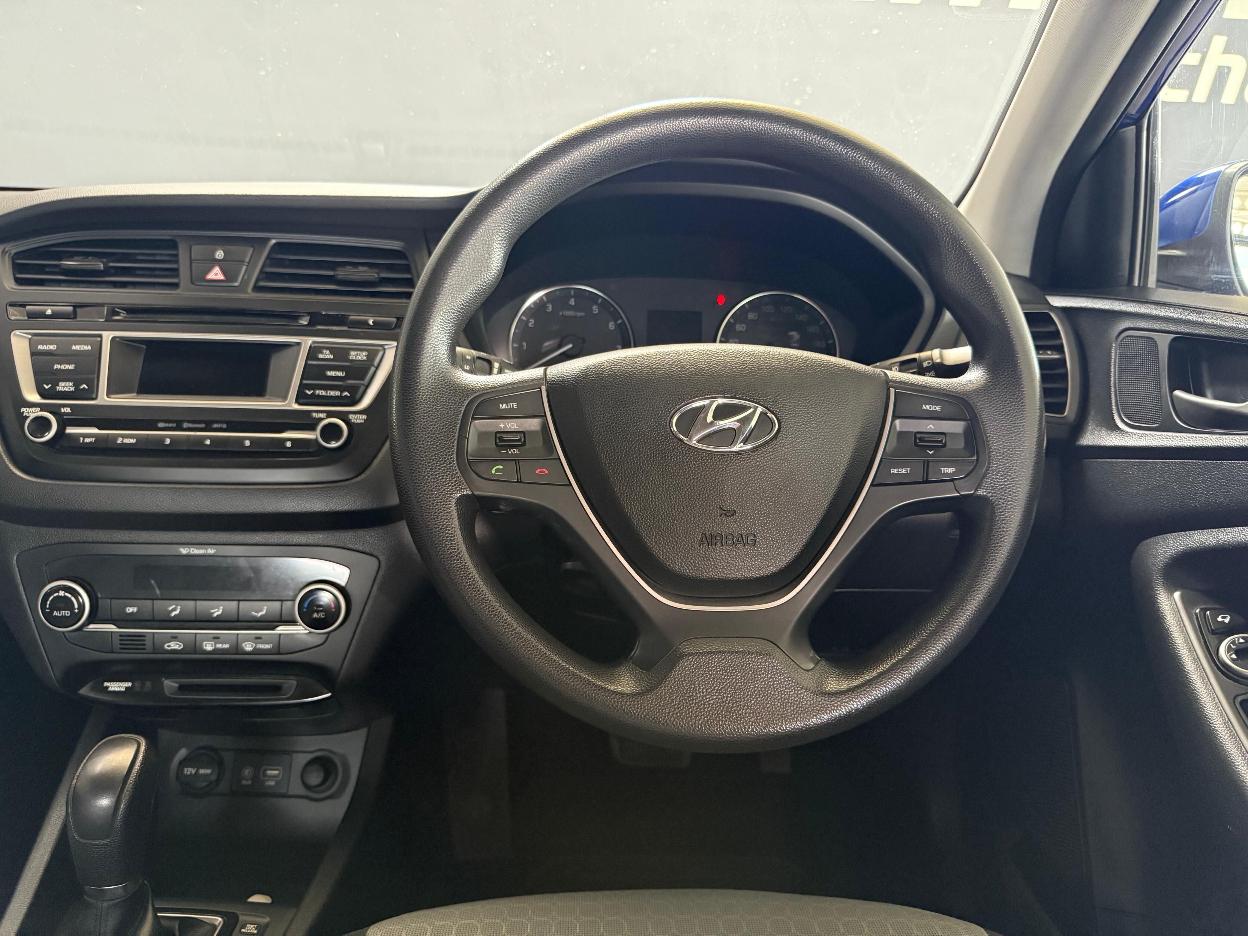 HYUNDAI I20 I20,1.4 Fluid A/T