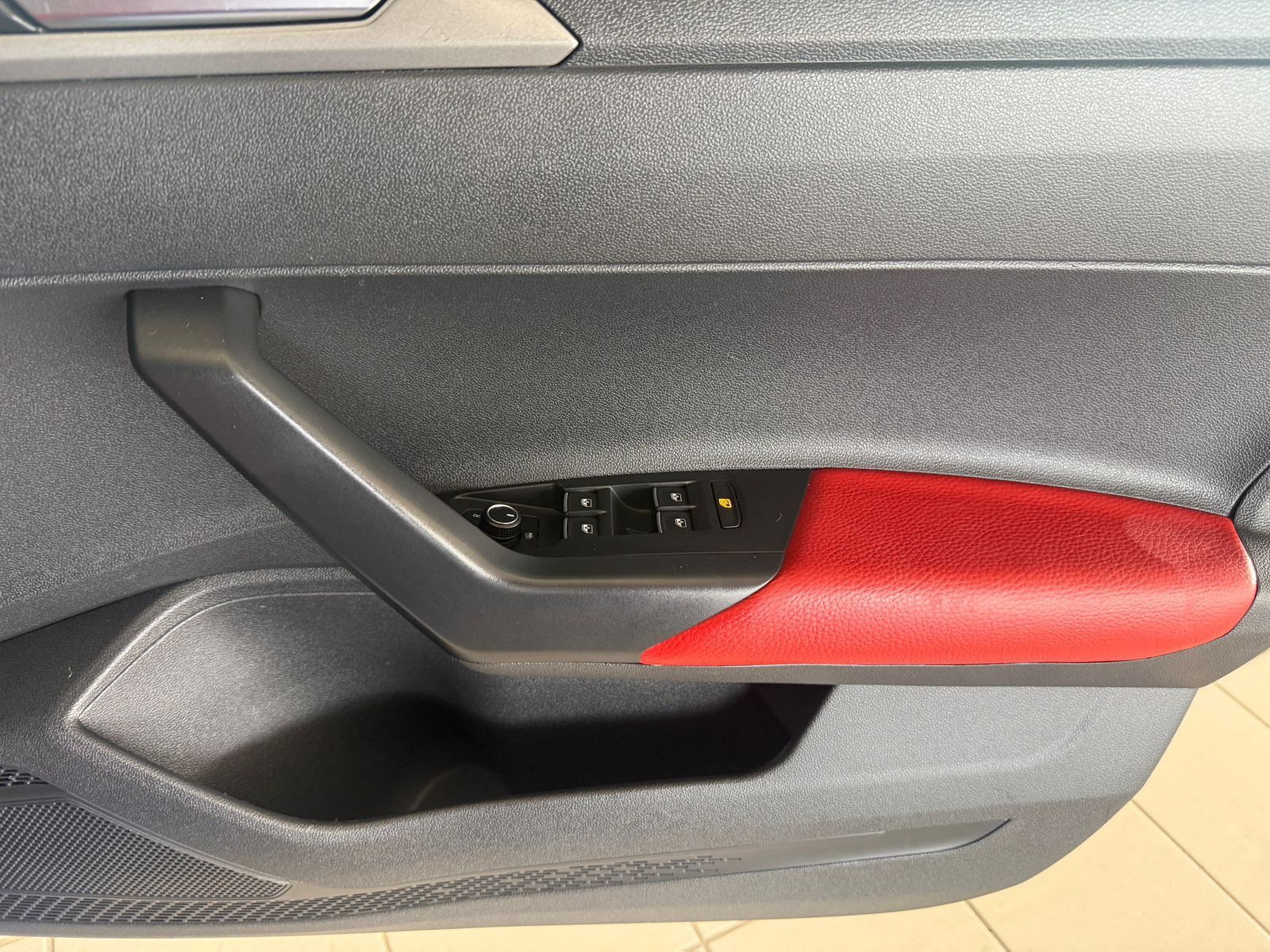 VOLKSWAGEN POLO 1.0 TSI COMFORTLINE Polo 1.0 TSI Comfortline - 12