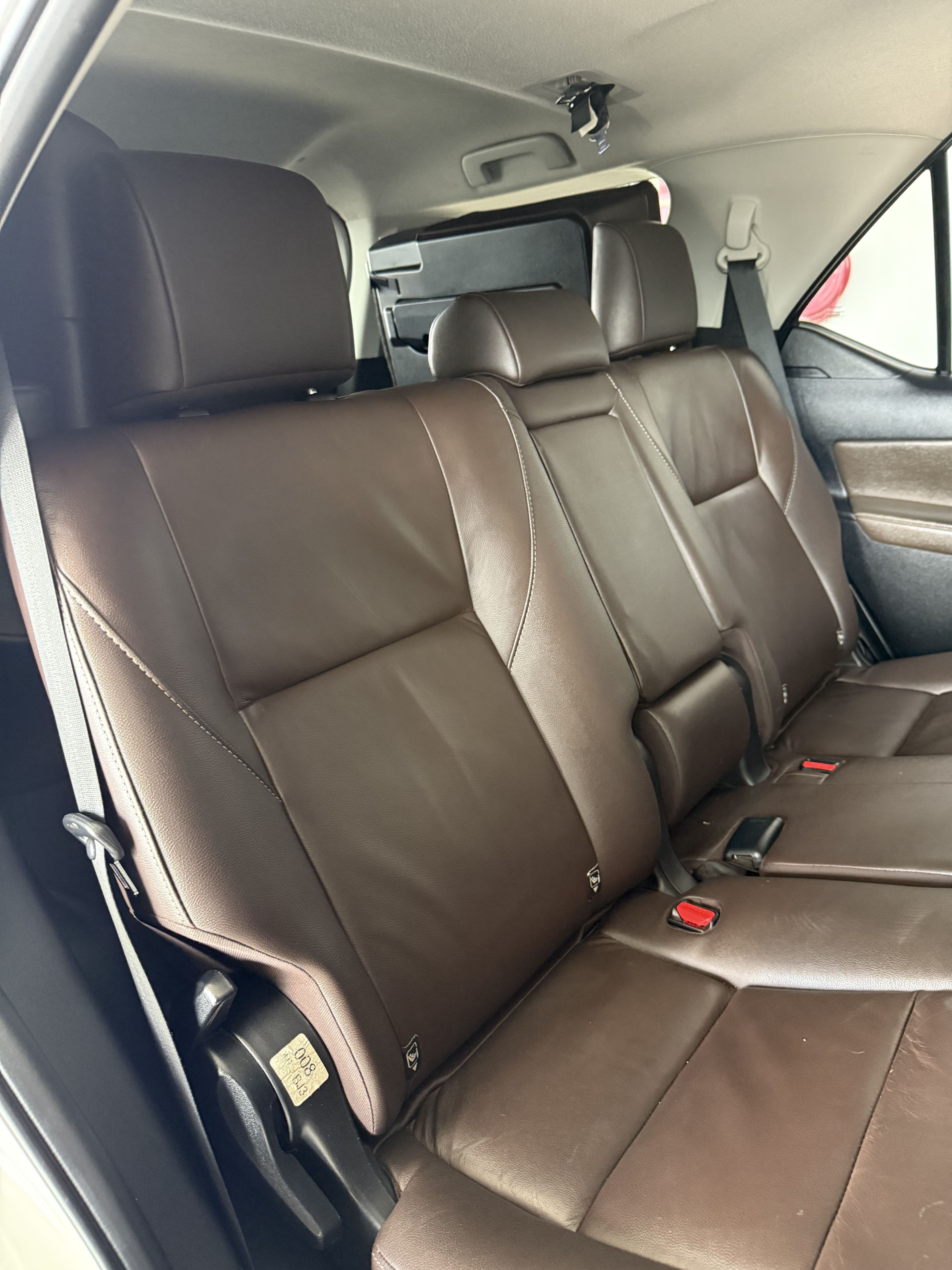 TOYOTA FORTUNER 2.4GD-6 FORTUNER 2.4GD-6 - 8