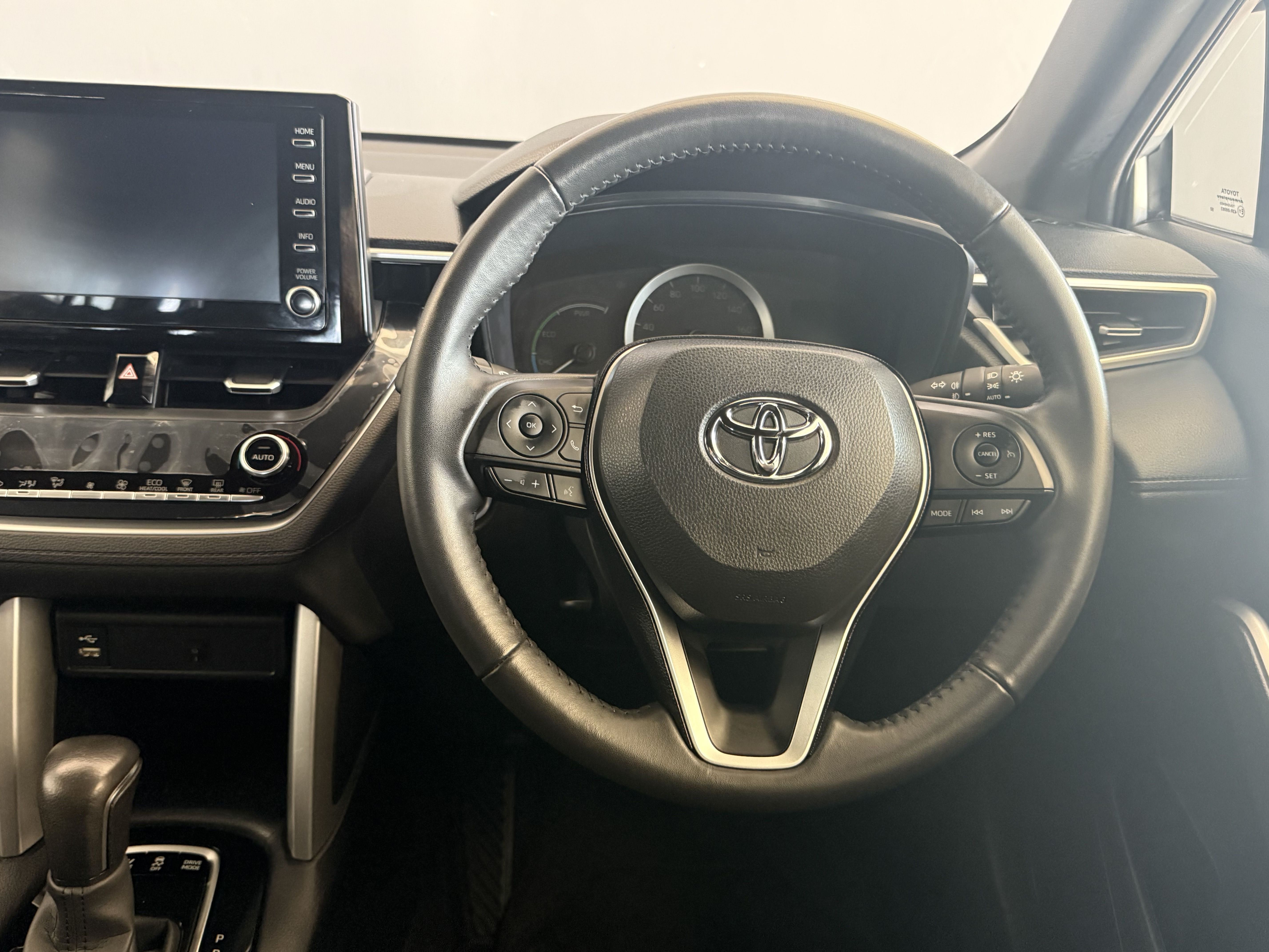 TOYOTA COROLLA CROSS 1,8 HYBIRD XS CVT COROLLA CROSS 1,8 HYBIRD XS CVT - 12