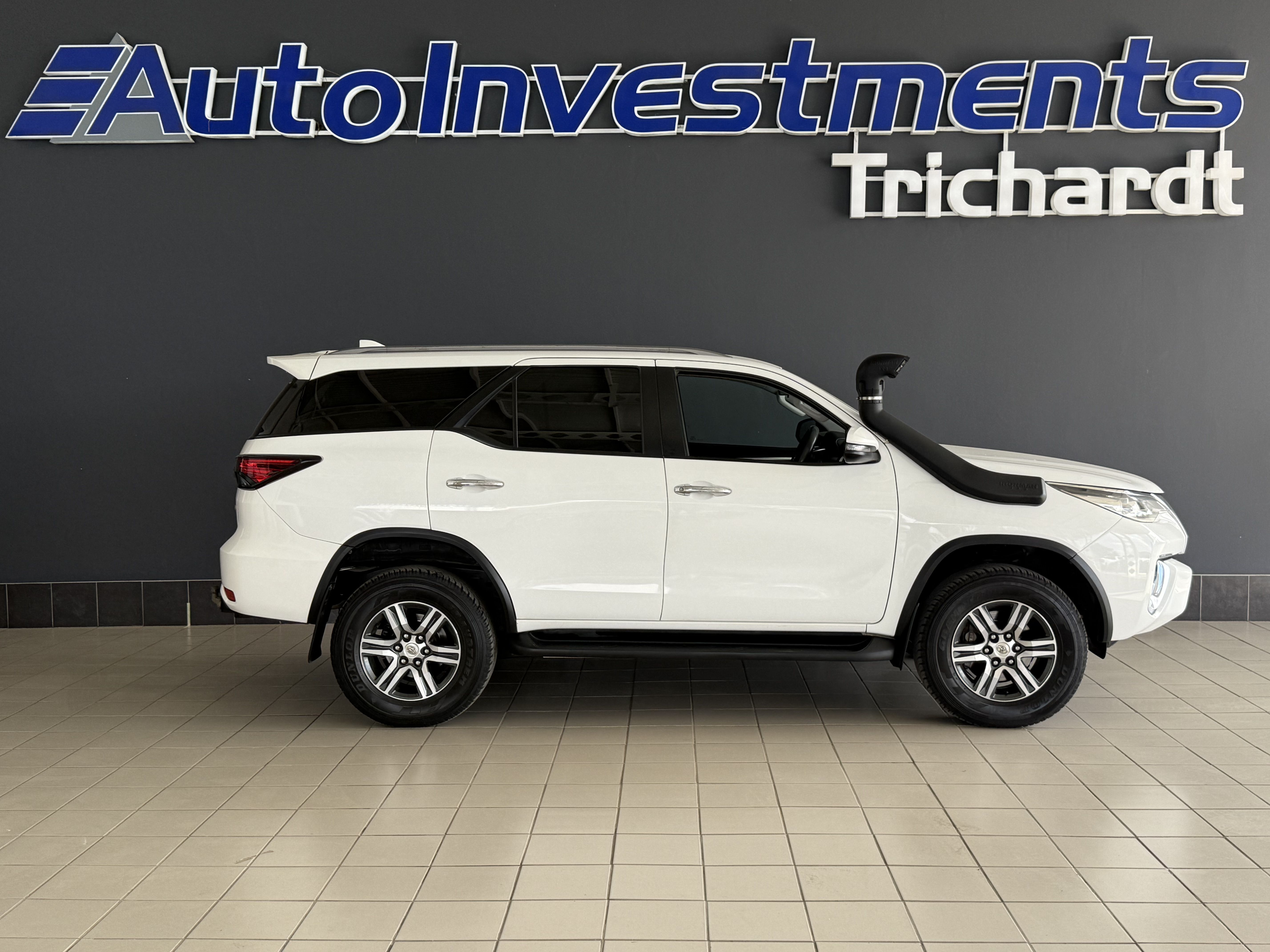 TOYOTA FORTUNER 2.4GD-6 FORTUNER 2.4GD-6 - 3