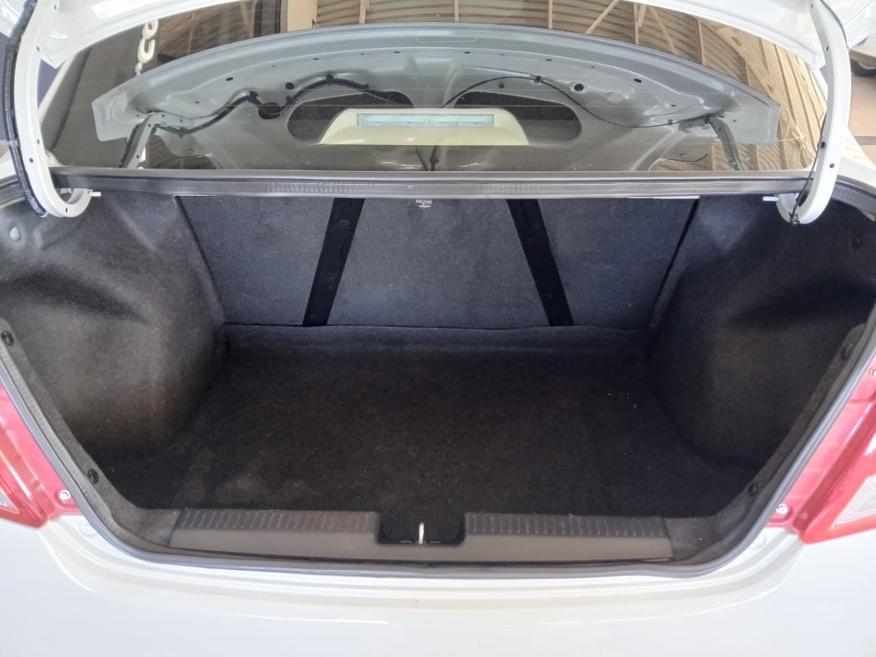 SUZUKI SWIFT DZIRE 1.2 GA - 7