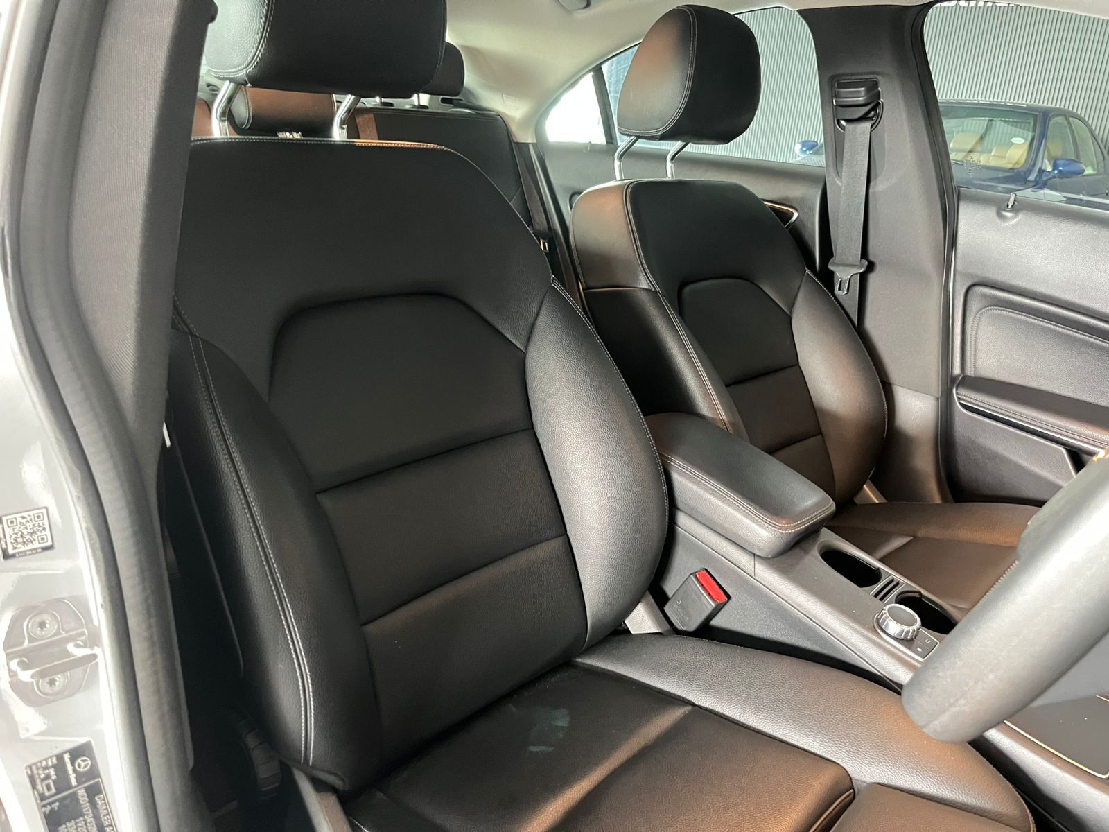 MERCEDES BENZ CLA 200 AUTO CLA 200 Auto