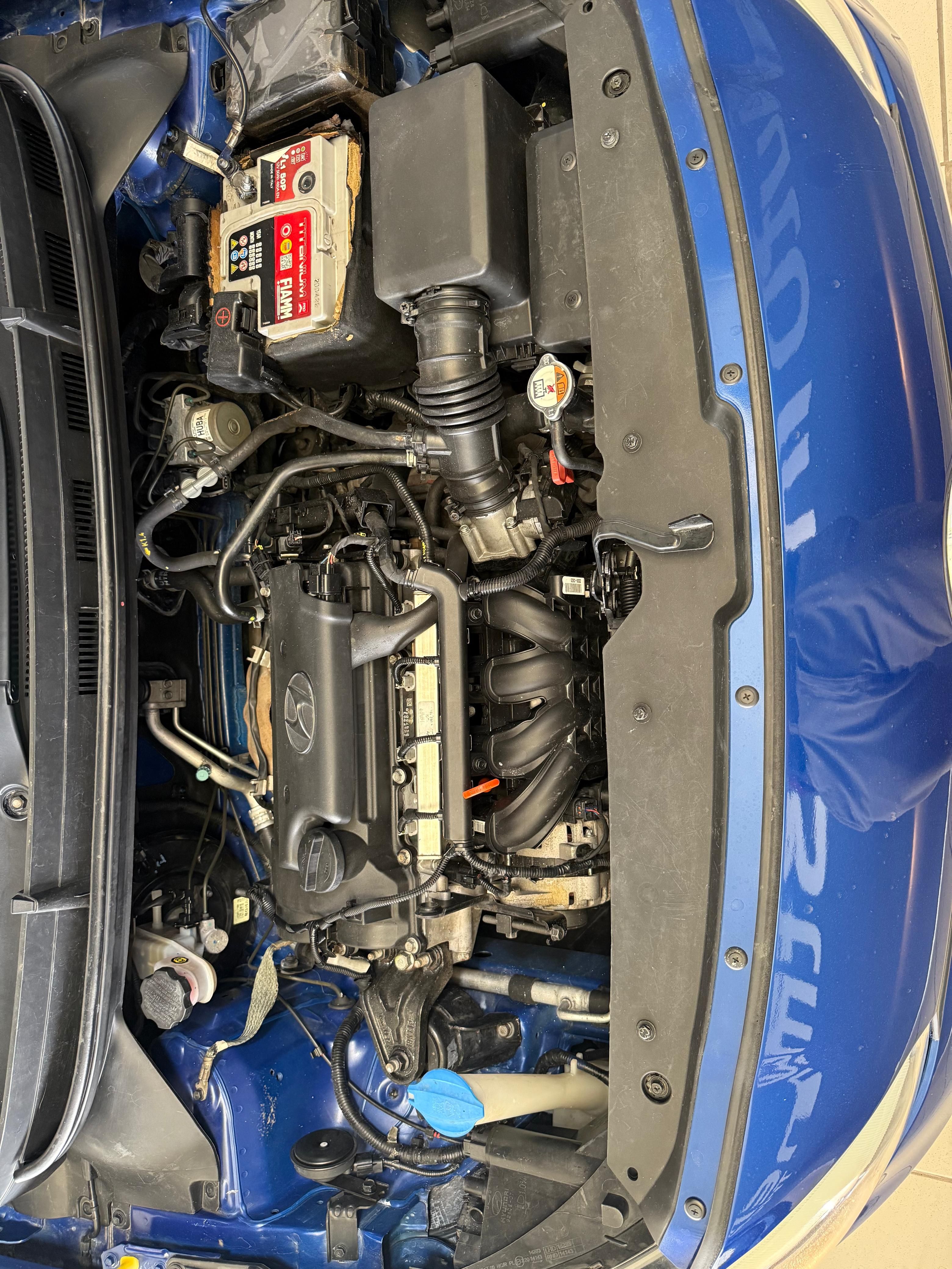 HYUNDAI I20 I20,1.4 Fluid A/T