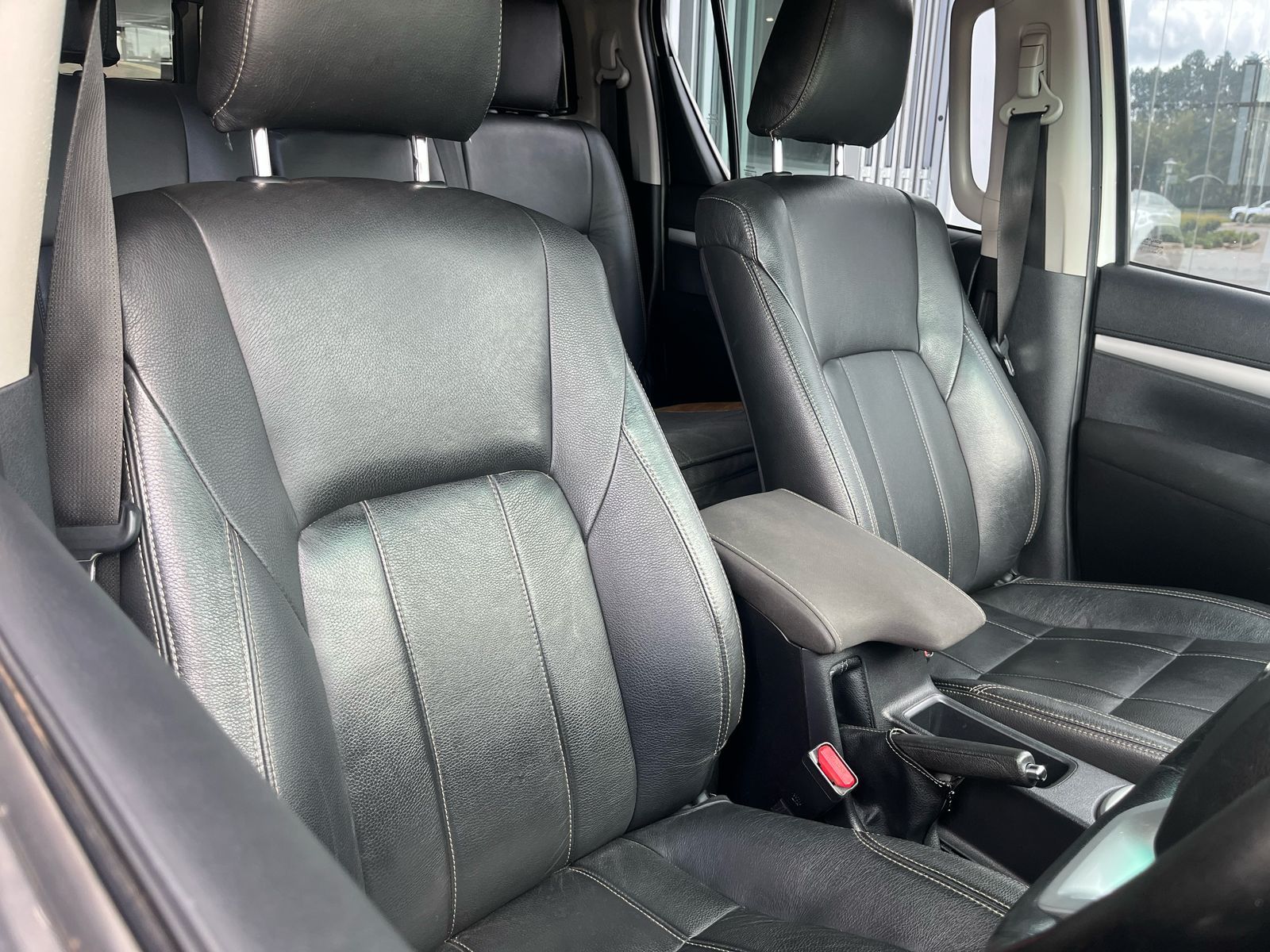 TOYOTA HILUX HILUX 2.8 GD-6 RAIDER 4X4 P/U D/C A/T