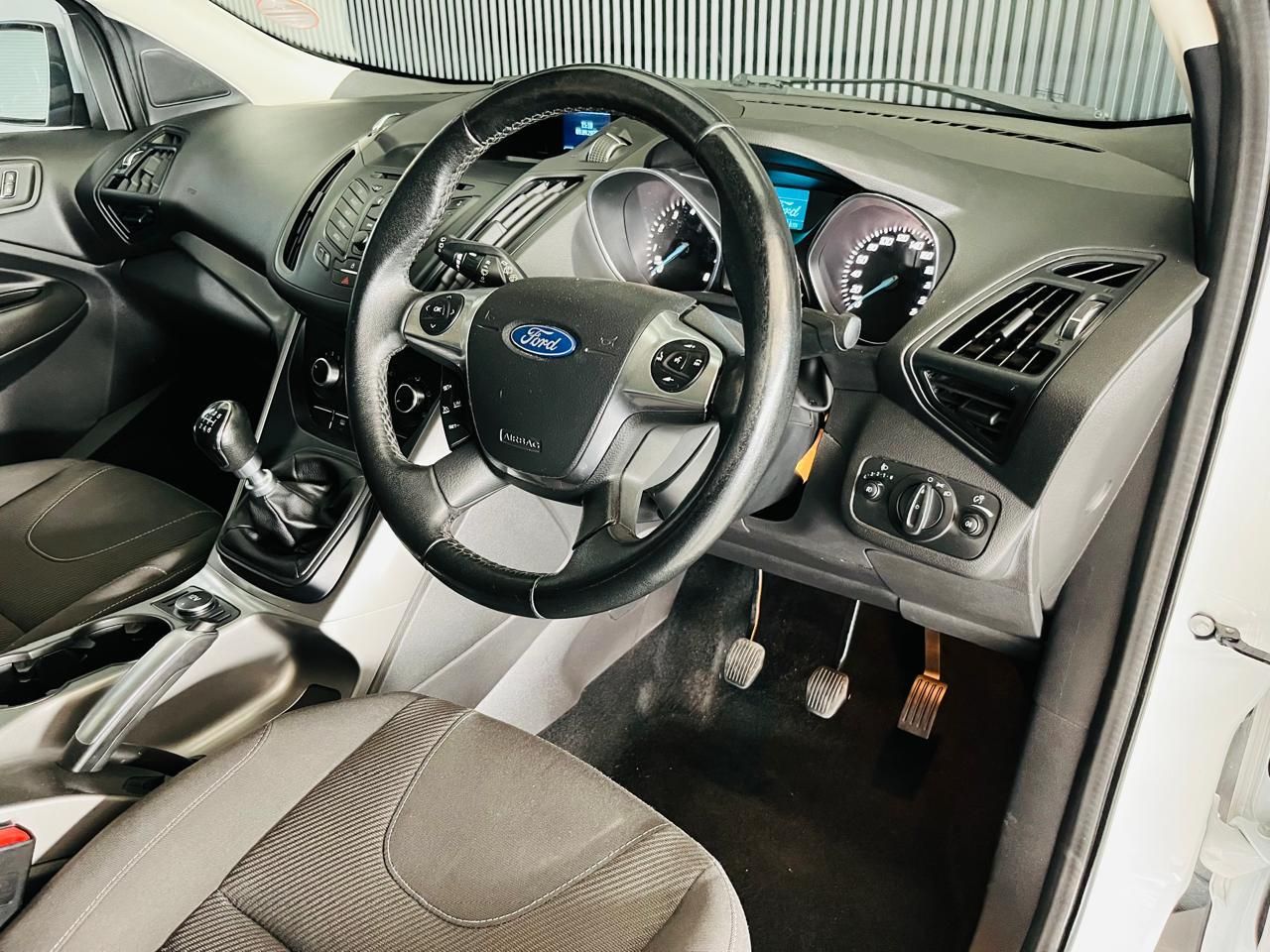 FORD KUGA 1.6 ECOBOOST AMBIENTE KUGA 1.6 ECOBOOST AMBIENTE - 7