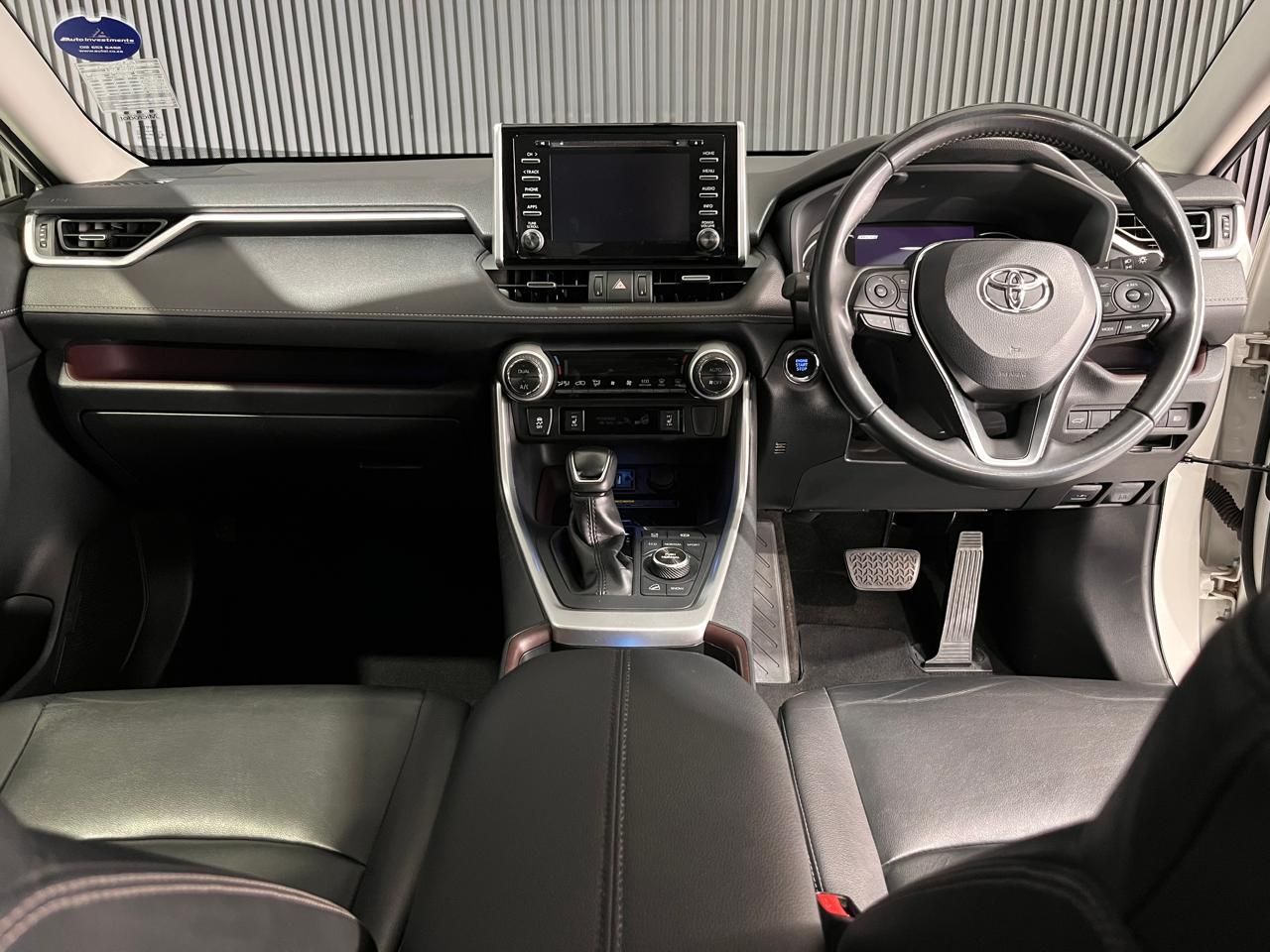 TOYOTA FORTUNER FORTUNER 2.4GD-6 4X4 A/T - 15