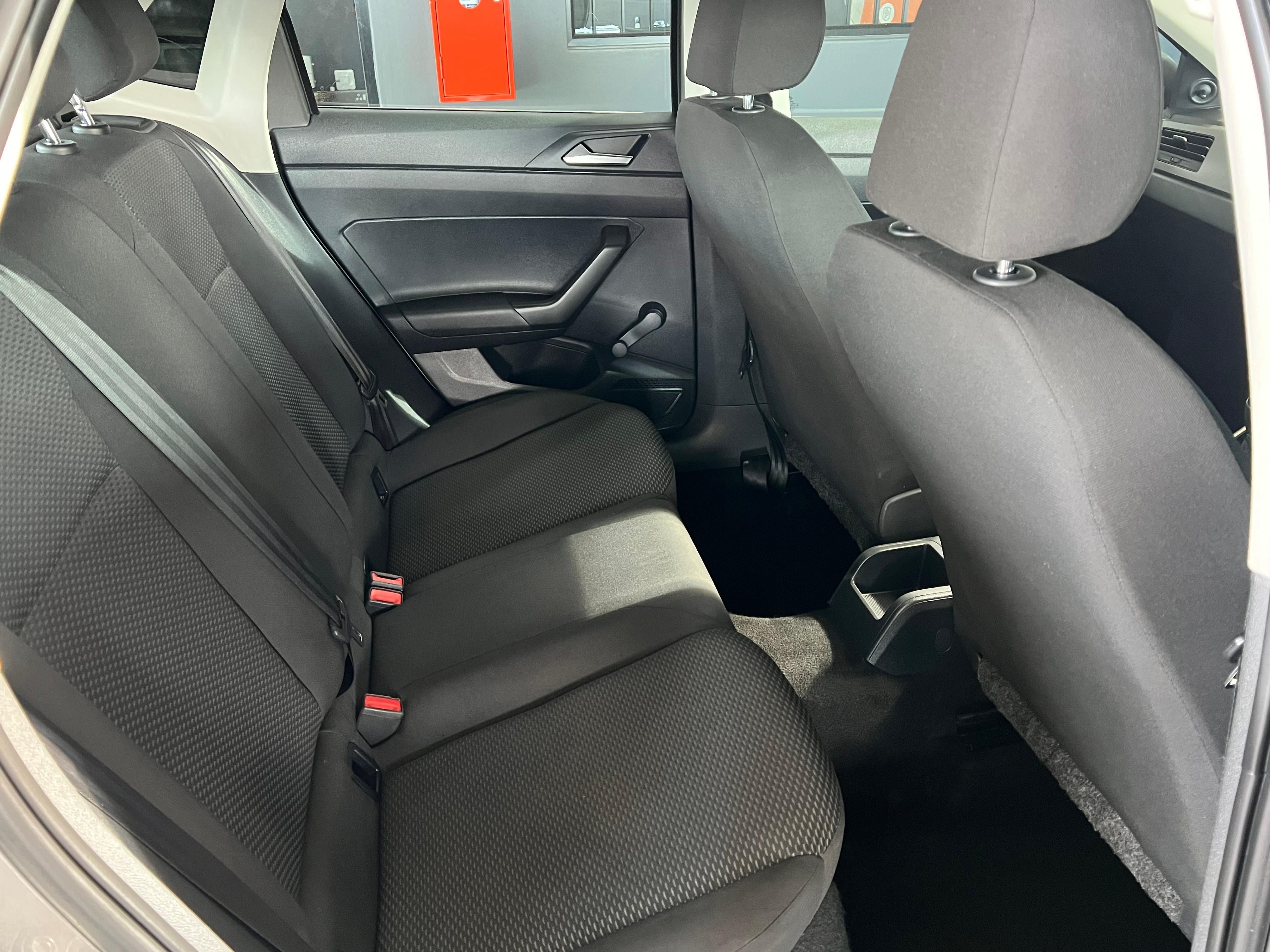 VOLKSWAGEN POLO POLO 1.0 TSI TRENDLINE - 16