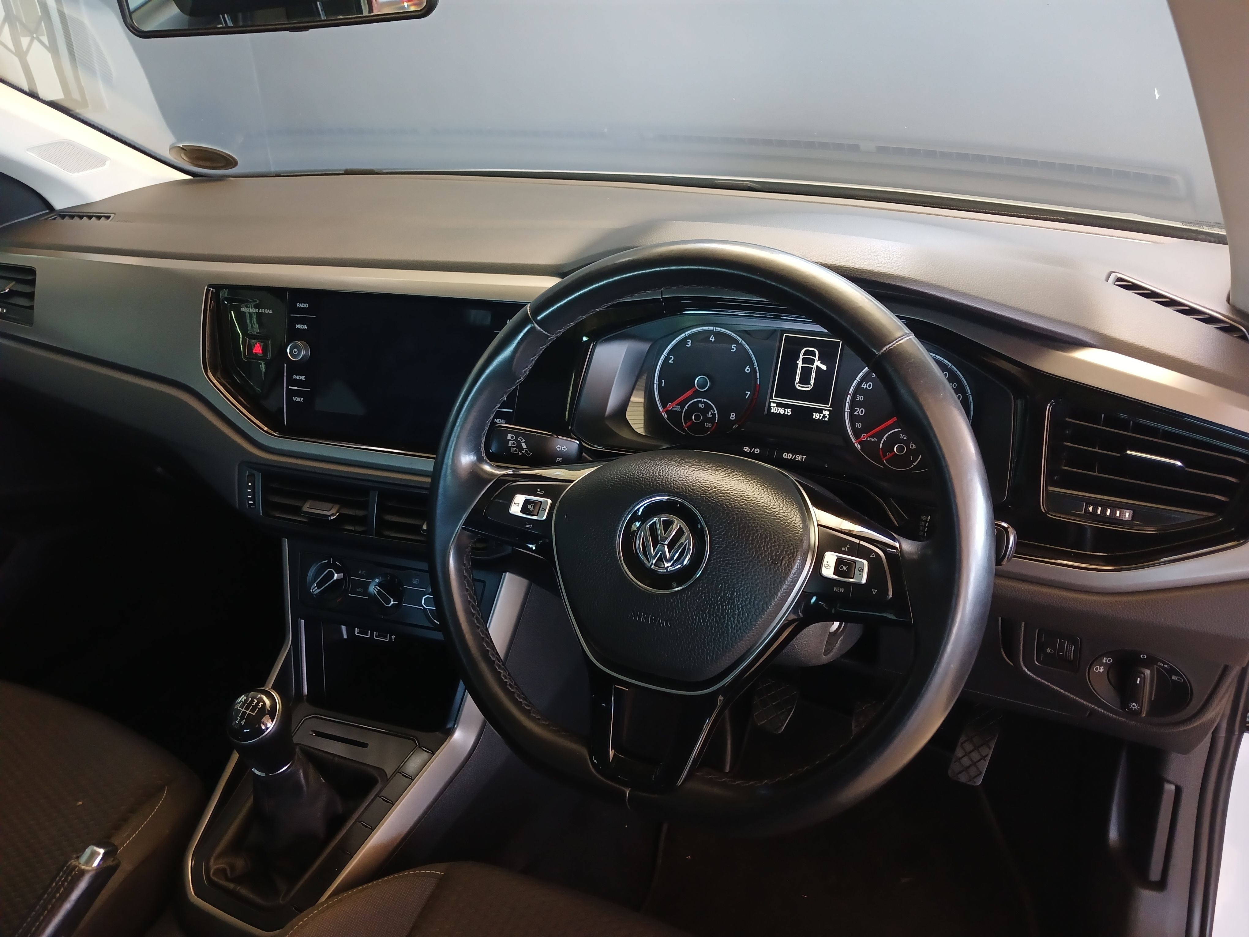 Volkswagen Polo 1.0 TSI Comfortline Polo 1.0 TSI Comfortline