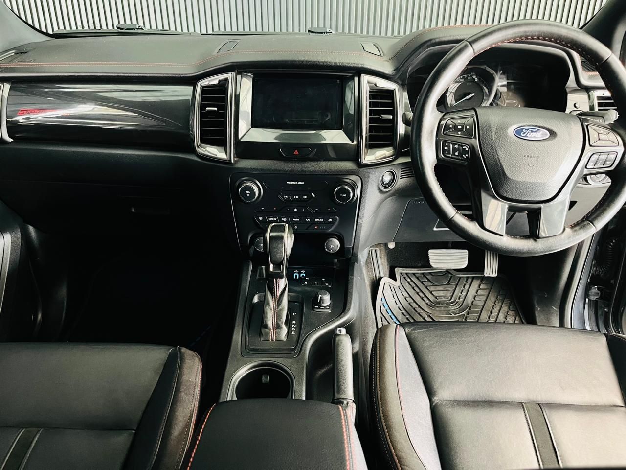 FORD RANGER 2.0 BI TURBO STORMTRAK 4X4 AUTO DOUBLE CAB 2.0 BI TURBO STORMTRAK 4X4 AUTO DOUBLE CAB - 8