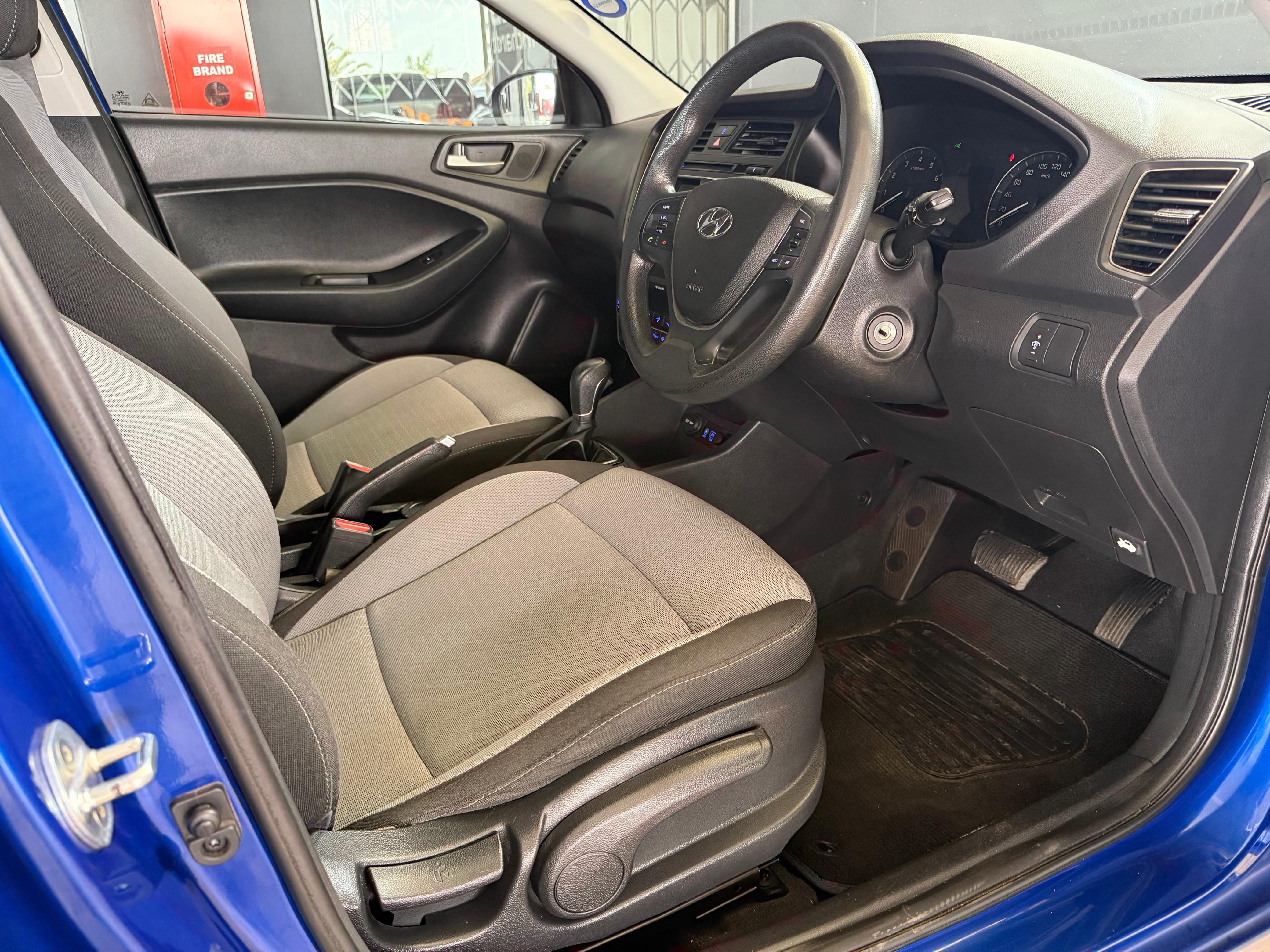 HYUNDAI I20 I20,1.4 Fluid A/T