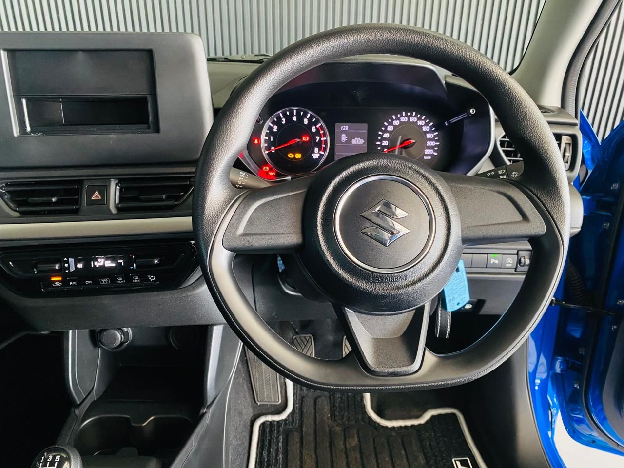 SUZUKI SWIFT 1.2 GL - 9